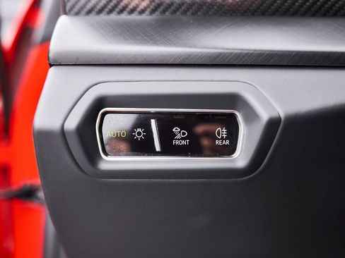 Used 2021 Lamborghini Urus image 55