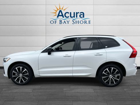 Used 2023 Volvo XC60 B5 Plus w/ Climate Package image 2