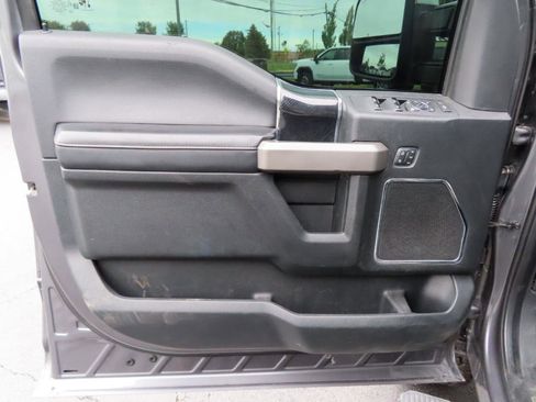 Used 2021 Ford F350 Platinum AWD/4WD image 22