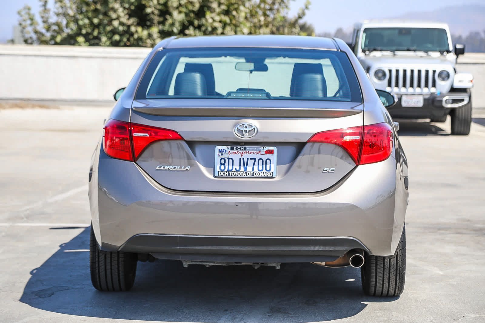 Used 2018 Toyota Corolla SE w/ Carpet Mat Package (TMS) FWD image 6