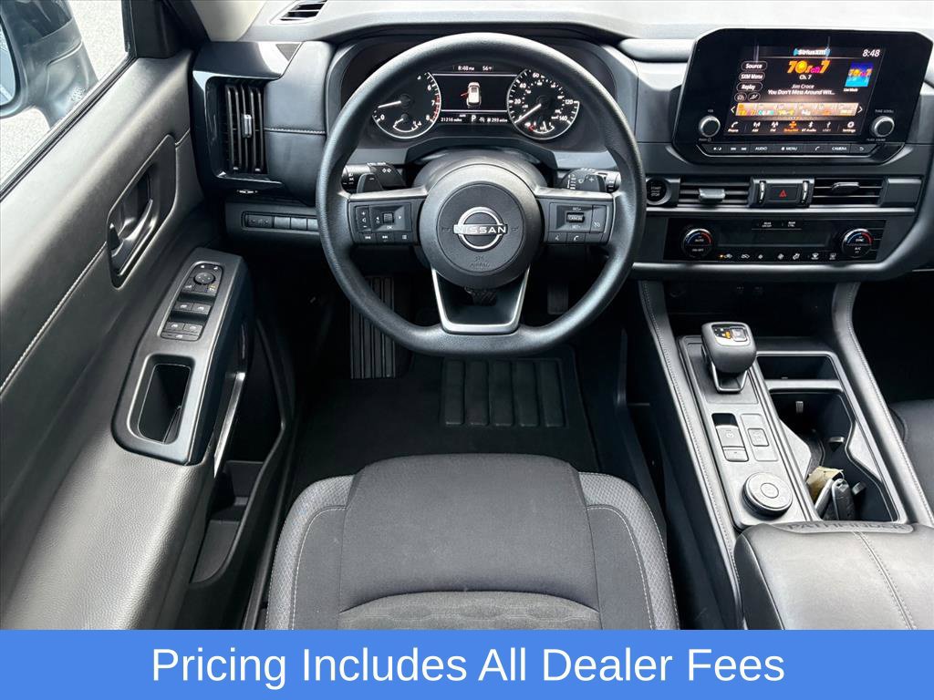 Used 2025 Nissan Pathfinder S AWD/4WD image 23