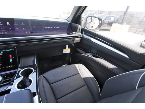 New 2026 Cadillac Escalade Sport w/ Touring Package AWD/4WD image 10