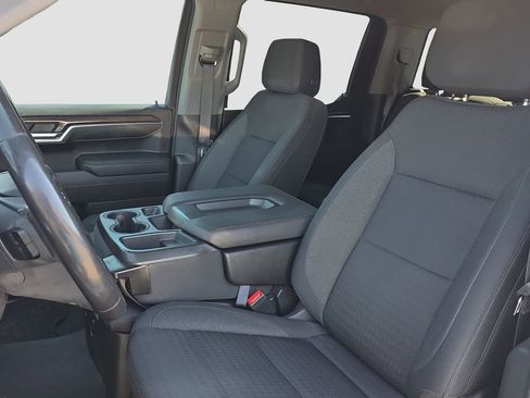 Used 2022 Chevrolet Silverado 1500 RST image 7