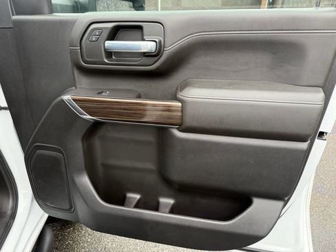 Used 2021 Chevrolet Silverado 2500 LT w/ Convenience Package image 57