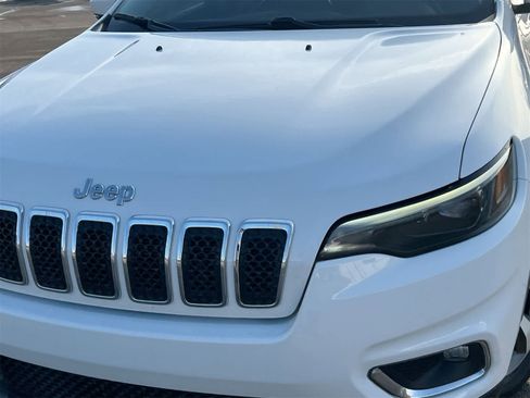 Used 2020 Jeep Cherokee Limited image 11