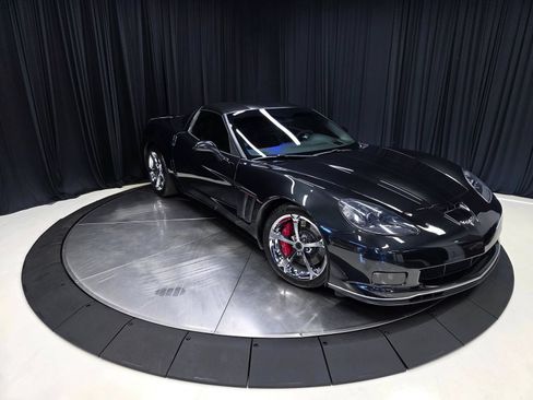 Used 2012 Chevrolet Corvette Grand Sport w/ 3LT Preferred Equipment Group RWD image 17