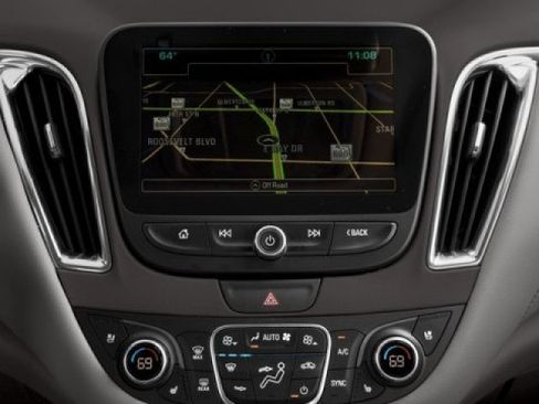 Used 2018 Chevrolet Malibu Premier w/ Premier Sun and Wheel Package image 20