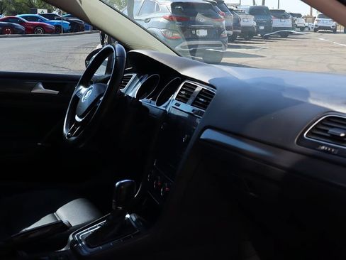 Used 2019 Volkswagen Golf SE w/ Driver Assistance Package FWD image 31