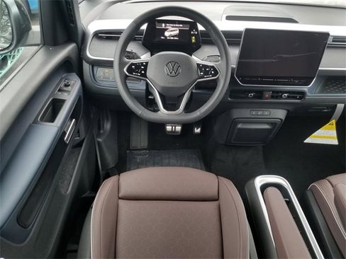 New 2025 Volkswagen ID. Buzz Pro S image 9