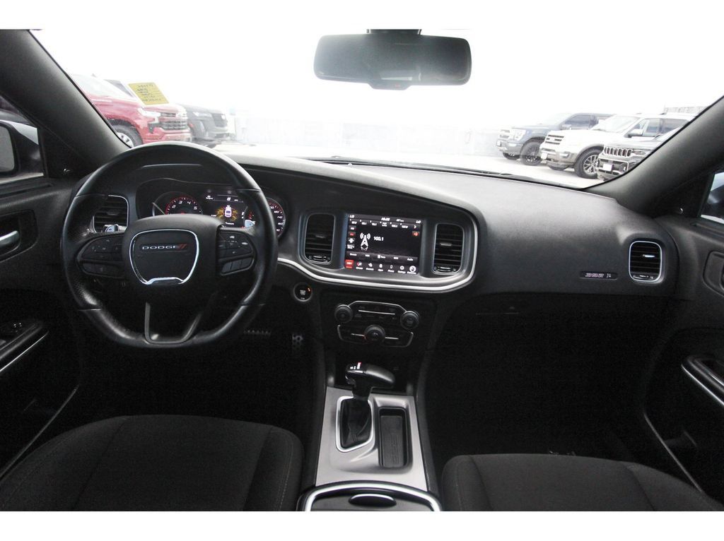 Used 2022 Dodge Charger Scat Pack RWD image 9