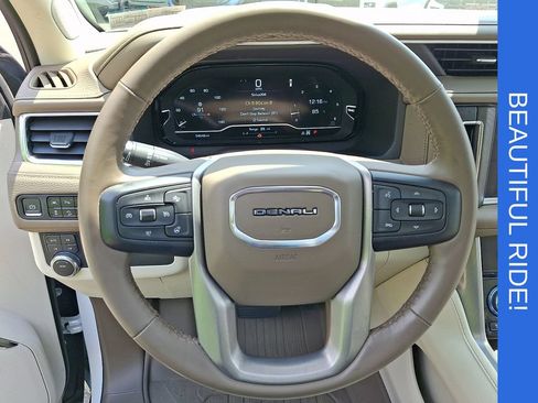 Certified 2023 GMC Yukon XL Denali AWD/4WD image 19
