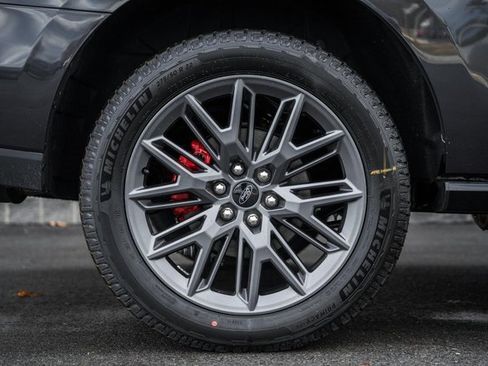 New 2025 Ford Expedition Platinum w/ Stealth Performance Package image 26