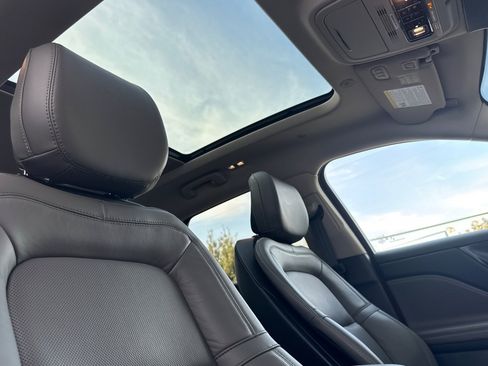 Used 2025 Lincoln Corsair Grand Touring w/ Equipment Group 302A image 16