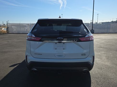Used 2020 Ford Edge SEL w/ Convenience Package AWD/4WD image 7