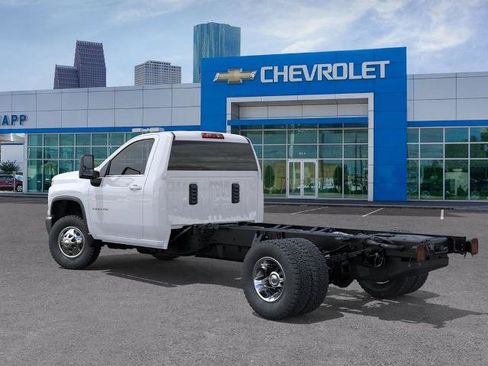 New 2026 Chevrolet Silverado 3500 LT w/ Convenience Package AWD/4WD image 3