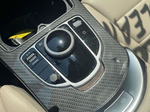 Certified 2021 Mercedes-Benz C 300 4MATIC Sedan image 25
