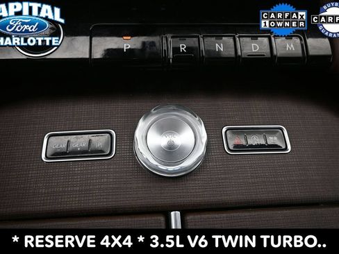 Used 2025 Lincoln Navigator Reserve AWD/4WD image 18