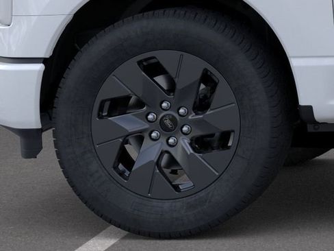 New 2025 Ford F150 Lightning Lariat AWD/4WD image 19