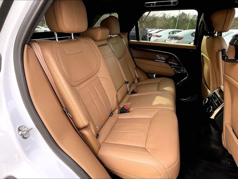 Used 2024 Land Rover Range Rover Sport SE image 20