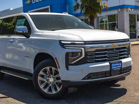 New 2026 Chevrolet Tahoe Premier AWD/4WD image 3