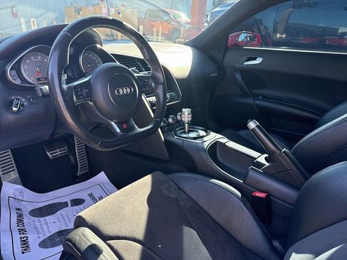 Used 2014 Audi R8 V8 w/ Convenience Package image 10