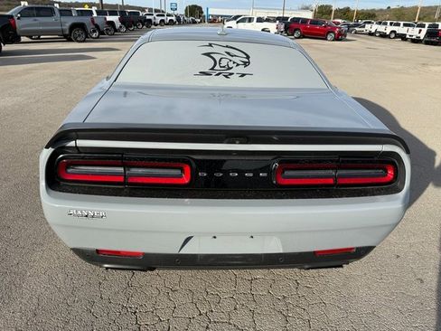 Used 2021 Dodge Challenger SRT Hellcat image 7