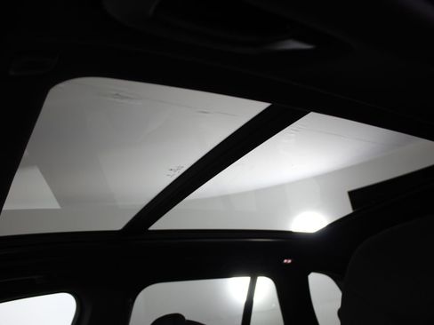 New 2026 BMW X5 xDrive40i w/ M Sport Package image 14