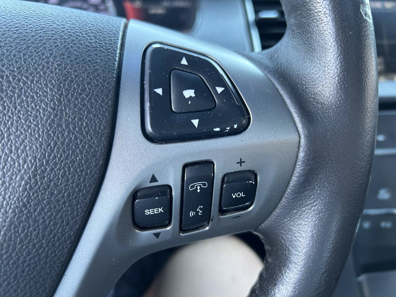 Used 2015 Ford Taurus SEL w/ Equipment Group 201A FWD image 20