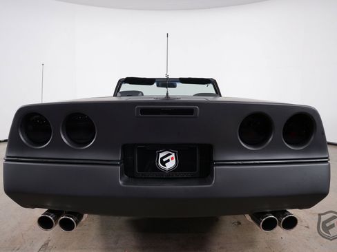 Used 1987 Chevrolet Corvette 2dr Convertible image 9