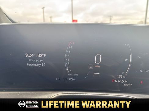 Used 2024 Cadillac XT4 Premium Luxury image 17