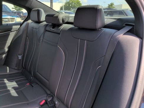 Used 2020 BMW 540i w/ Convenience Package RWD image 34