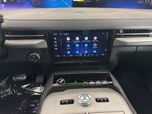 New 2025 Lincoln Navigator L Reserve w/ Jet Appearance Package image 11