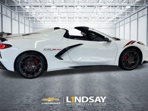 Used 2022 Chevrolet Corvette Stingray Preferred Conv w/ Z51 Performance Package RWD image 2