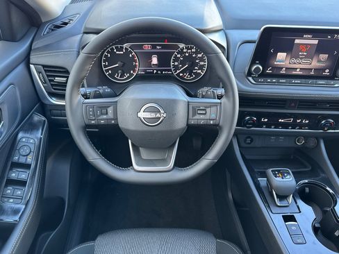 New 2026 Nissan Rogue SV FWD image 11