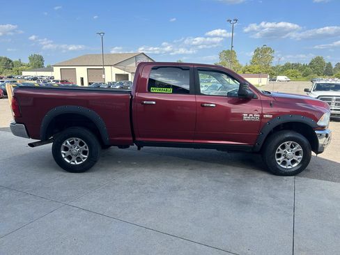 Used 2014 RAM 2500 SLT w/ Luxury Group AWD/4WD image 4