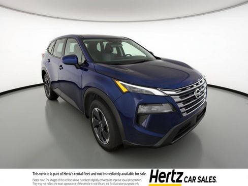 Used 2025 Nissan Rogue SV image 1