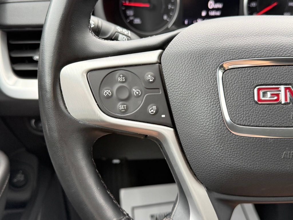 Used 2024 GMC Terrain SLT AWD/4WD image 37