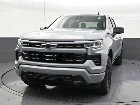 Used 2024 Chevrolet Silverado 1500 RST w/ Protection Package AWD/4WD image 8