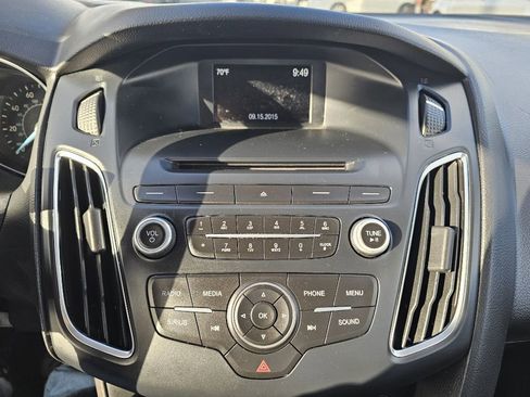 Used 2016 Ford Focus SE w/ Equipment Group 201A image 26
