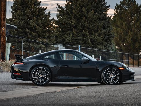 Used 2026 Porsche 911 Carrera T image 5