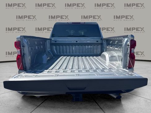 Used 2025 Chevrolet Silverado 2500 Custom w/ Custom Value Package AWD/4WD image 17