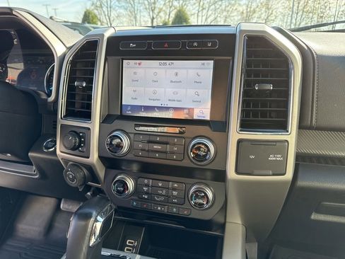 Used 2020 Ford F150 Lariat w/ Equipment Group 502A Luxury image 26