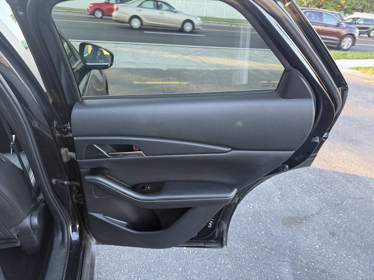 Used 2021 MAZDA CX-30 FWD 2.5 S w/ Preferred Package image 11
