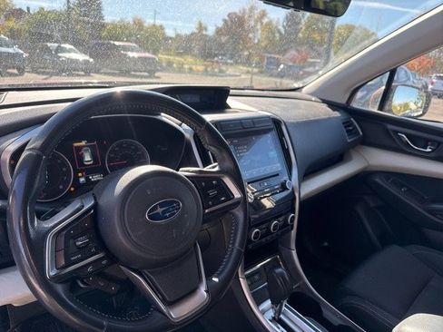 Used 2019 Subaru Ascent Premium image 16