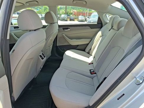Used 2019 Hyundai Sonata SEL FWD image 10