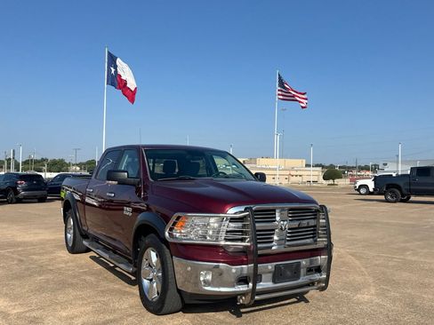 Used 2017 RAM 1500 Lone Star AWD/4WD image 2
