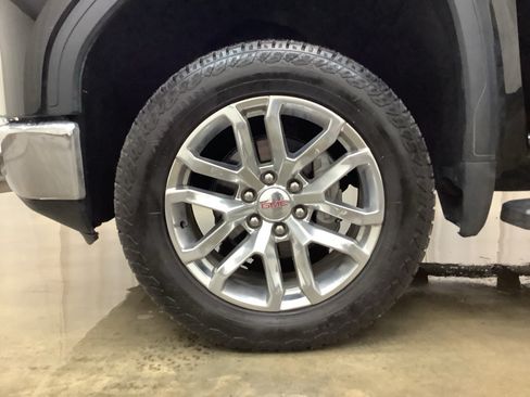 Used 2021 GMC Sierra 1500 SLT w/ SLT Premium Plus Package AWD/4WD image 26