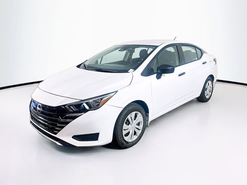 Used 2024 Nissan Versa S w/ Trunk Package FWD image 3