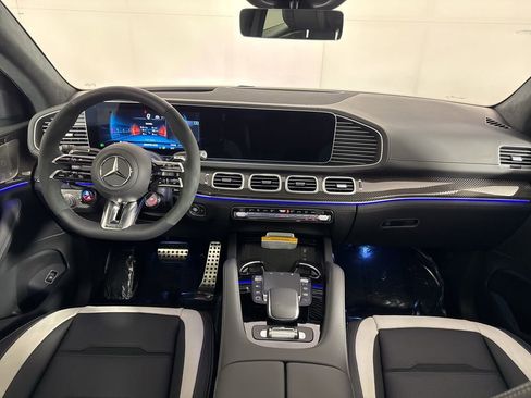 New 2026 Mercedes-Benz GLE 63 AMG S image 15