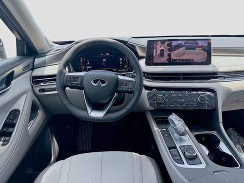 New 2027 INFINITI QX60 Luxe w/ Family Package FWD image 15